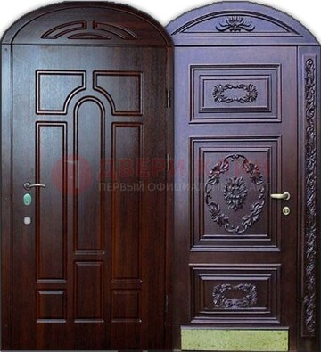 Стильная железная арочная дверь с декоративным элементом ДА-24 в Воскресенске