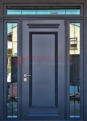 Черная металлическая дверь с фрамугой и филенкой ДФГ-19 в Воскресенске