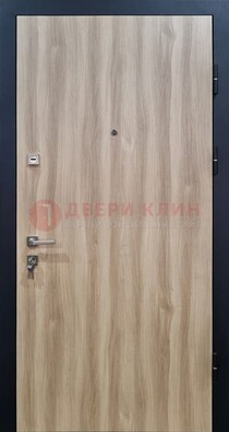 Светлая металлическая дверь с МДФ ДМ-340 в Воскресенске