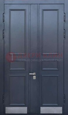 Черная двухстворчатая дверь для улицы с МДФ ДМ-535 в Воскресенске
