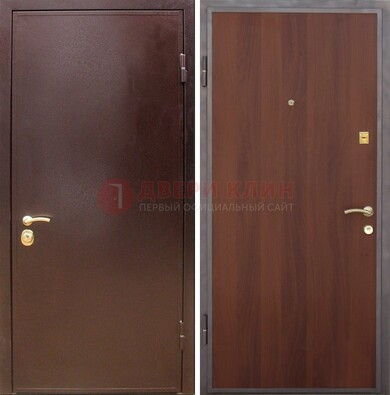 Коричневая металлическая дверь с порошковым напылением ДП-164 в Воскресенске