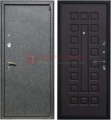 Черная стальная дверь с порошковым покрытием ДП-196 в Великом Новгороде