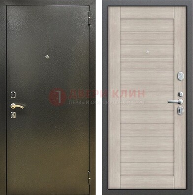 Стальная темно-серая дверь с порошковой отделкой и МДФ панелью ДП-278 в Воскресенске