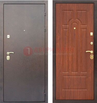 Темная стальная дверь с порошковым покрытием ДП-52 в Воскресенске