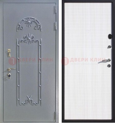 Серая входная дверь с порошковым покрытием ДП-67 в Твери