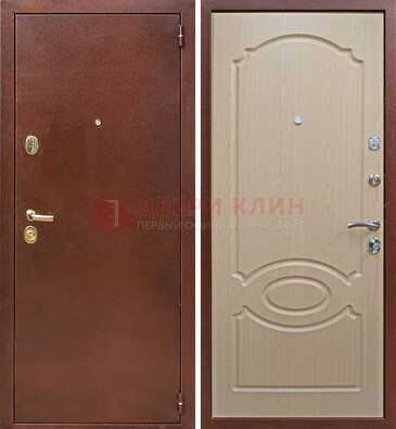 Коричневая металлическая дверь с порошковым окрасом ДП-76 в Сергиевом Посаде