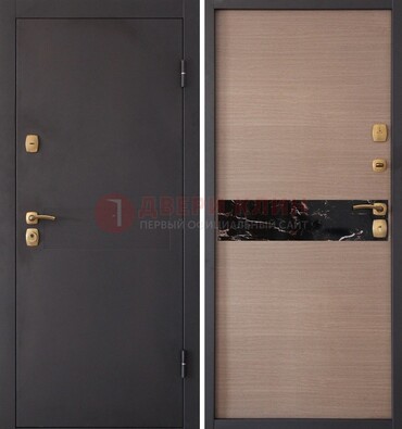 Коричневая металлическая дверь с порошковым окрасом ДП-82 в Воскресенске