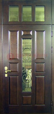 Парадная дверь со стеклянными вставками и ковкой ДПР-1 в офисное здание в Кудрово