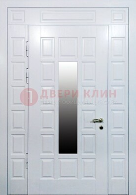 Белая входная дверь с МДФ панелью и стеклом ДС-56 в Воскресенске