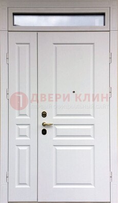 Белая двухстворчатая металлическая дверь со стеклом ДС-63 в Воскресенске
