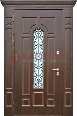 Коричневая железная дверь со стеклом ковкой для частного дома ДСК-133 в Воскресенске