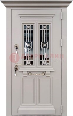 Белая уличная дверь со стеклом и ковкой ДСК-206 в Воскресенске