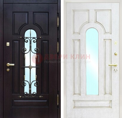 Металлическая дверь со стеклом и ковкой ДСК-55 в частный дом в Воскресенске