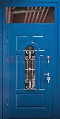 Синяя железная филенчатая дверь со стеклом и ковкой ДСК-97 в Воскресенске