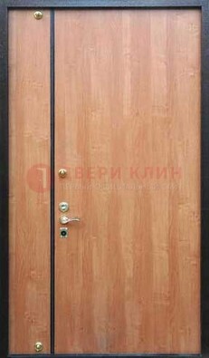Светлая тамбурная дверь ДТМ-29 в Воскресенске