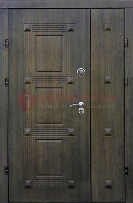 Железная двухстворчатая филенчатая дверь с виноритом ДВТ-143 в Воскресенске