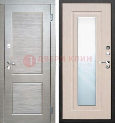 Светлая металлическая филенчатая дверь и МДФ Белый дуб с зеркалом ДЗ-104 в Воскресенске